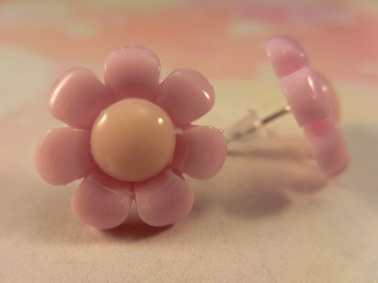 Preview: Pastell Blume Ohrstecker Blüte Flower lila rosa